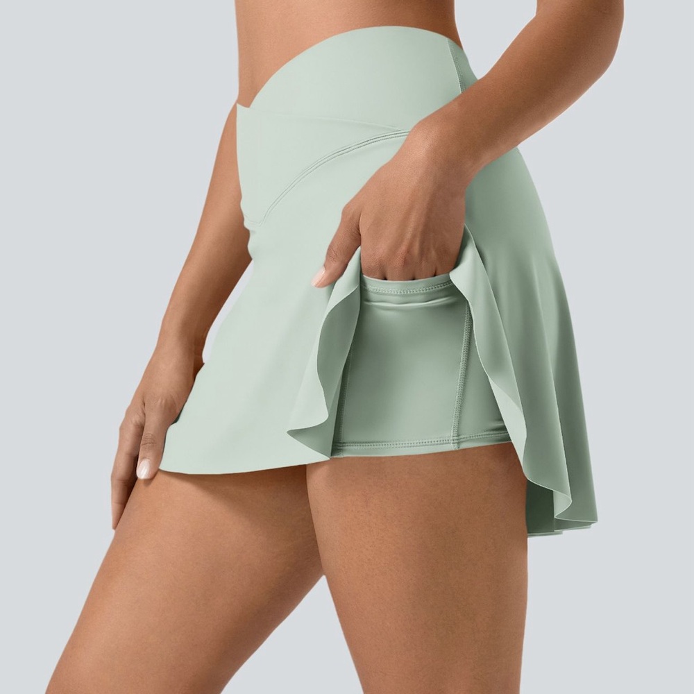 Halara Mini Tennis Skirt in Mint New w/Tags